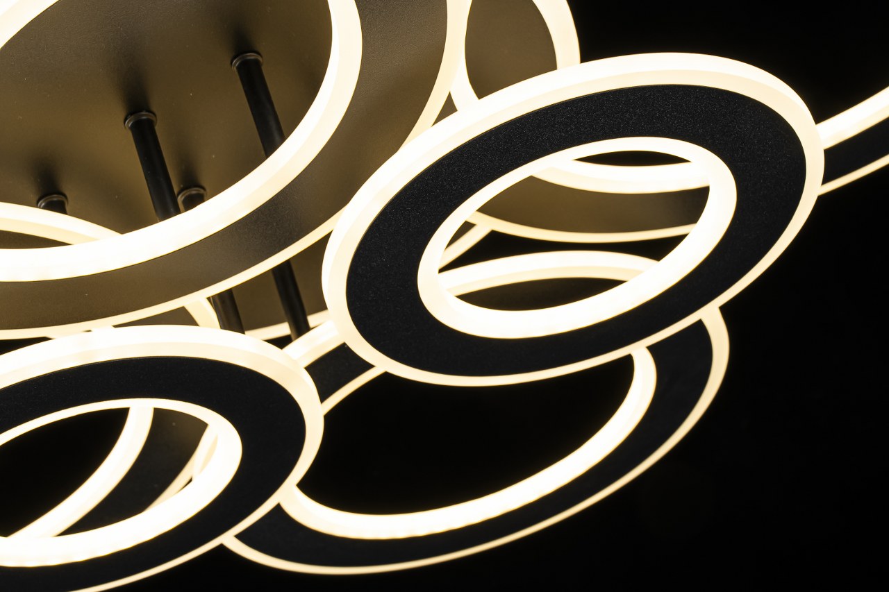 Lampara de 6 Aros Led Integrado CCT Regulable con Mando Negro